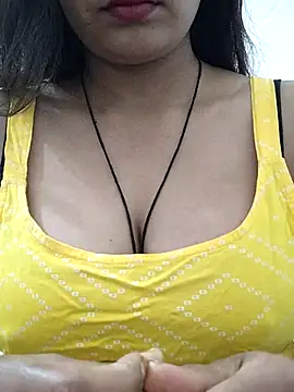 cute monu online show from November 13, 4:00 am