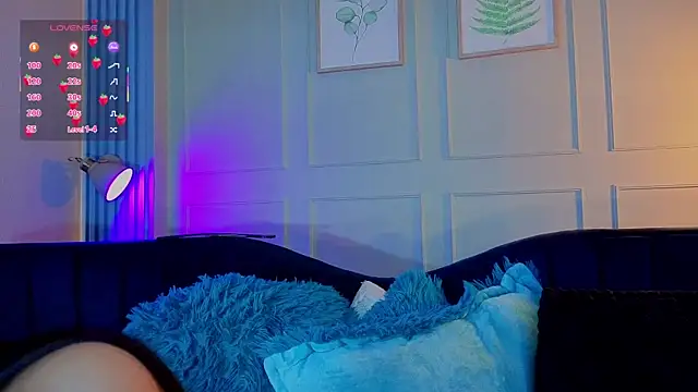 Abbydreams  online show from July 18, 11:46 am