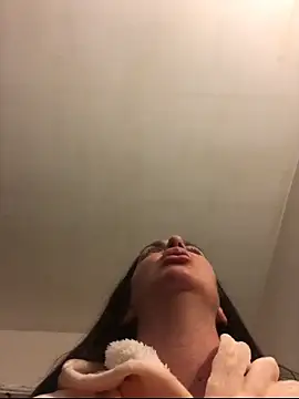 BELLAMORGANE1 online show from March 14, 7:04 pm