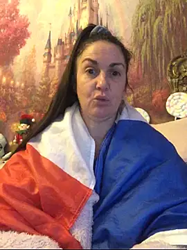 BELLAMORGANE1 online show from November 30, 4:22 pm