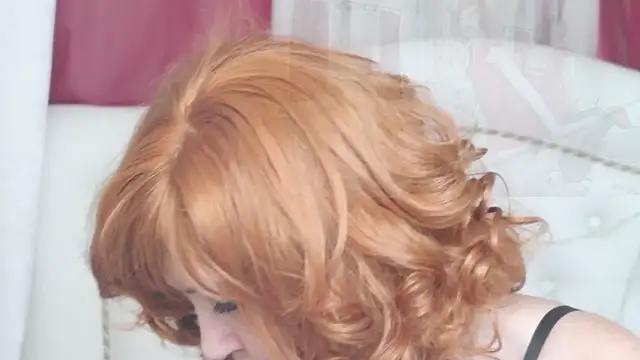 SilviaHart online show from October 12, 1:13 pm