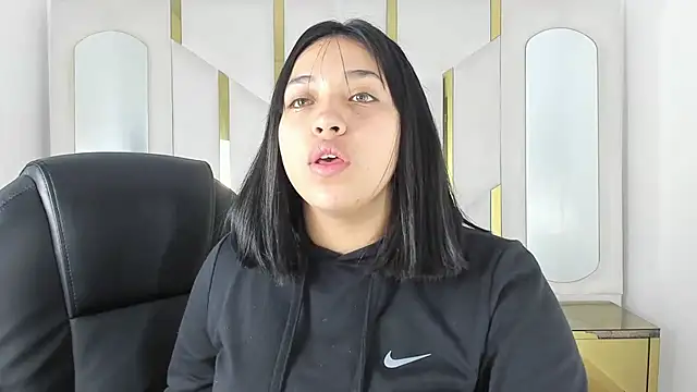 IsabellRodriguez18 online show from September 17, 3:15 am