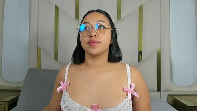 IsabellRodriguez18 online show from November 9, 6:09 am