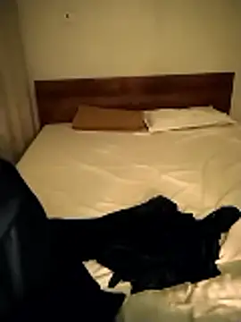 Aish29xh online show from January 9, 6:23 pm