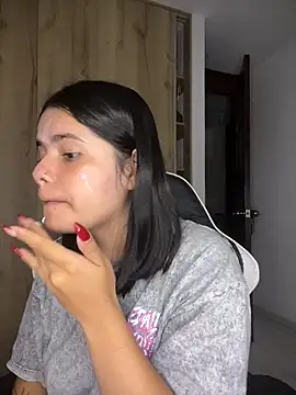 pretty angela1 online show from January 14, 1:21 am