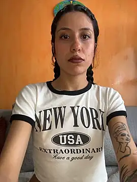 indira k online show from January 18, 4:25 pm