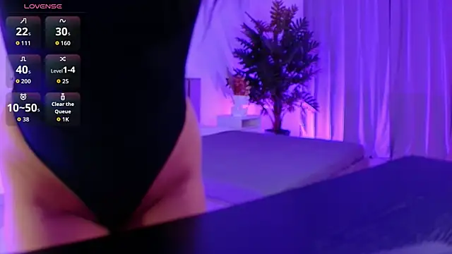 evanew  online show from February 8, 7:28 pm