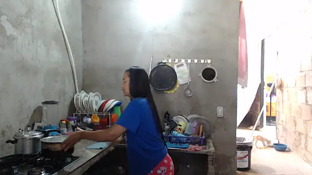 Snapshot of Coral0403 chatting on October 5, 7:52 pm Coral0403 online show from October 5, 7:52 pm