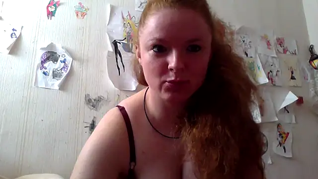 Rae Jeannie online show from April 13, 7:53 am