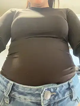 Snapshot of amelia_cherry chatting on September 17, 7:23 pm amelia cherry online show from September 17, 7:23 pm