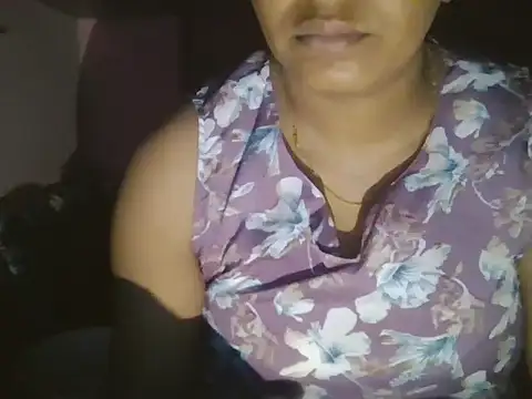 Hot-shanvi online show from July 3, 11:44 pm