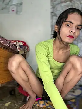 Enna Zarza  online show from December 19, 5:32 am