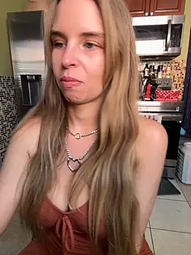 thigh hi online show from September 24, 3:22 pm