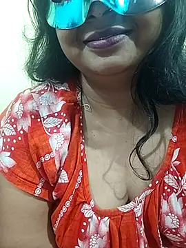  MilkyBar online show from July 22, 6:09 pm