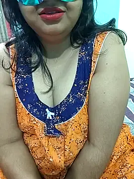  MilkyBar online show from February 13, 5:25 pm