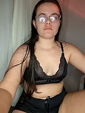 CamilleHottt online show from May 3, 11:19 pm