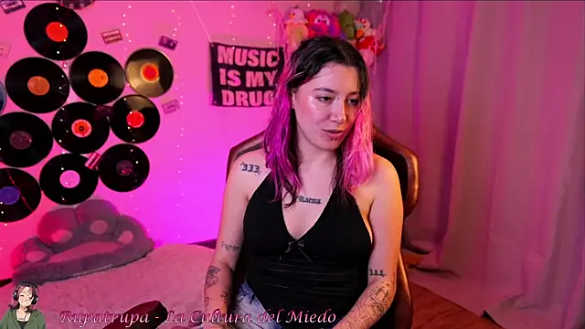  zephyr  online show from June 28, 9:10 pm