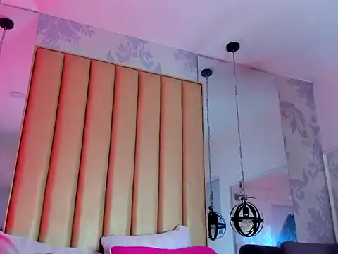 KonyBell online show from April 21, 1:07 pm