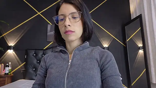 Snapshot of amabel_zambrano chatting on October 12, 12:40 pm amabel zambrano online show from October 12, 12:40 pm