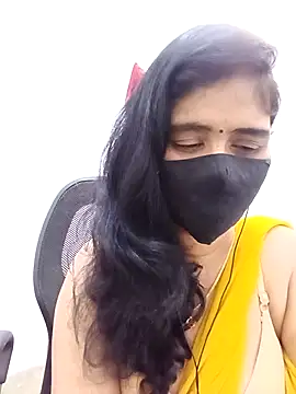 Lucky-Deepthi online show from March 8, 2:15 am