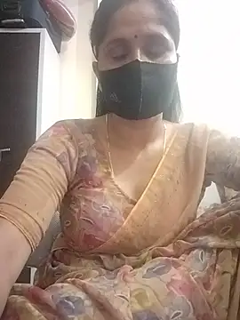 beautifulparii online show from July 26, 4:15 pm