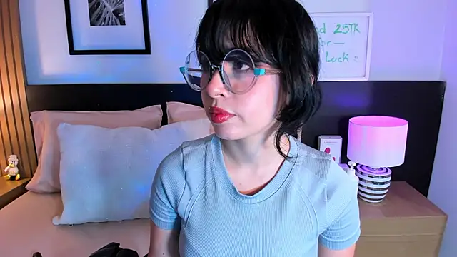 vi anaya online show from March 31, 12:05 pm