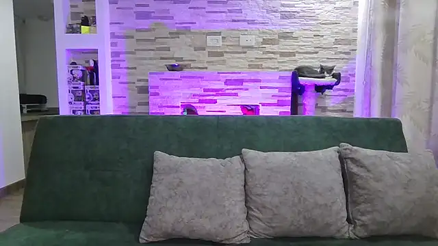 shamelesss  online show from July 30, 12:00 am