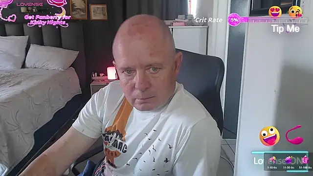 boeslaboes1 online show from April 4, 10:47 am