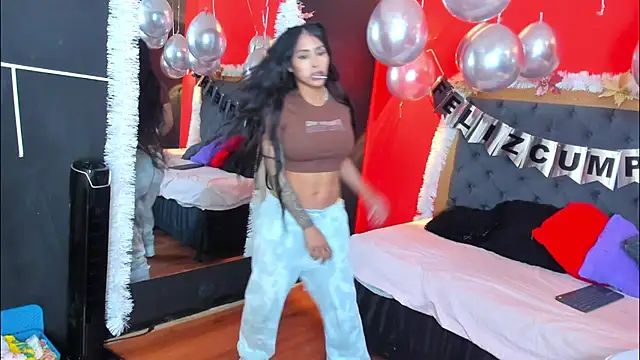 Charlot Vega  online show from January 5, 5:27 pm