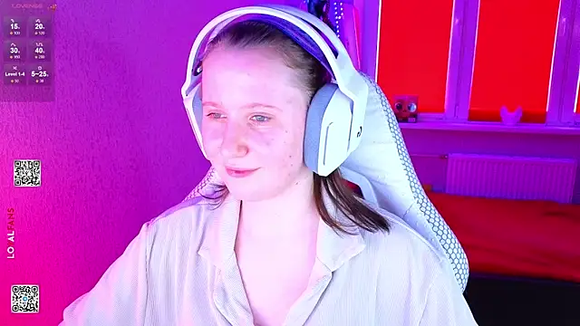 mon lola online show from March 4, 12:01 pm