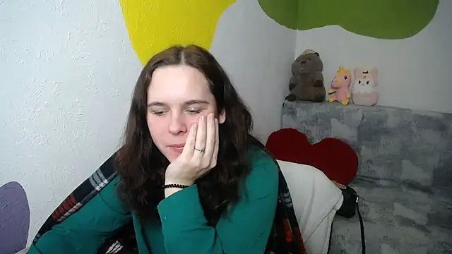 mini girly online show from November 7, 2:11 pm