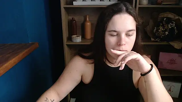 Snapshot of mini_girly chatting on September 30, 10:10 am mini girly online show from September 30, 10:10 am