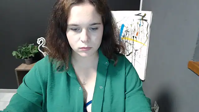 Snapshot of mini_girly chatting on September 25, 2:27 pm mini girly online show from September 25, 2:27 pm