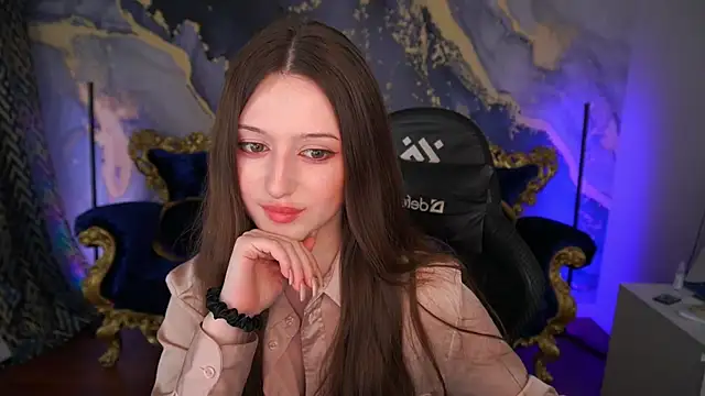 Marmeladkaaa online show from October 9, 1:37 pm