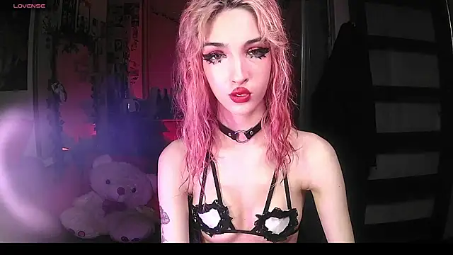 Ink  pleasure online show from September 19, 11:26 pm