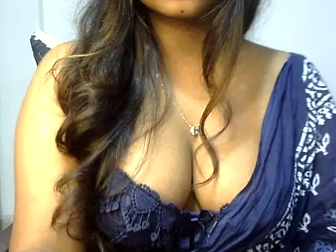 Niyaa77 online show from November 5, 5:51 pm