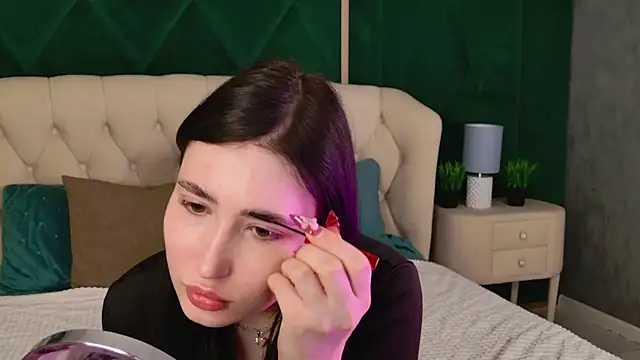 EmmaLawrens online show from March 22, 10:43 am