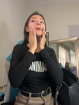 Aleska Miami online show from February 9, 2:41 pm