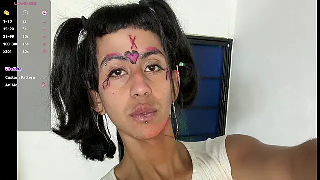 Naicollsxxx online show from February 28, 4:17 pm