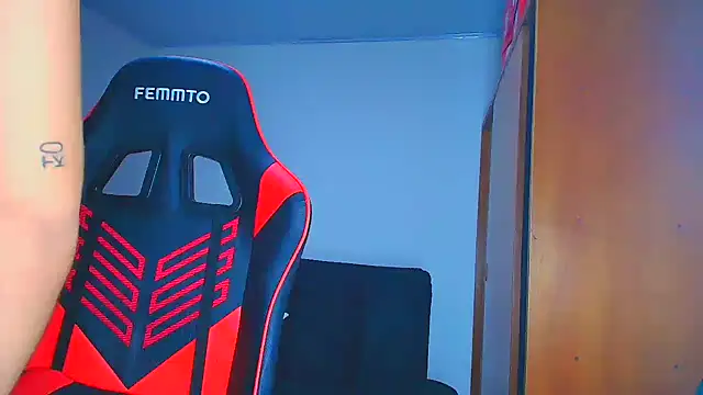 Rousse violett online show from October 1, 1:21 am