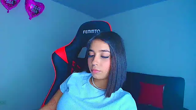 Rousse violett online show from October 18, 1:30 am