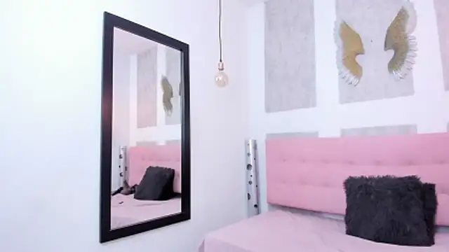 gabriela cortez online show from April 10, 6:30 am