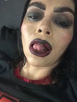 lashula online show from September 20, 8:40 pm