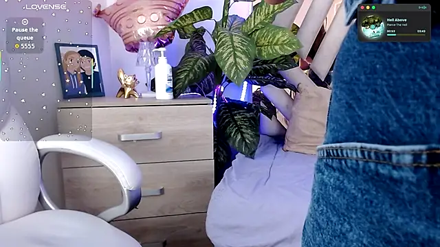 Snapshot of NyxAndria_1 chatting on September 23, 9:24 pm NyxAndria 1 online show from September 23, 9:24 pm