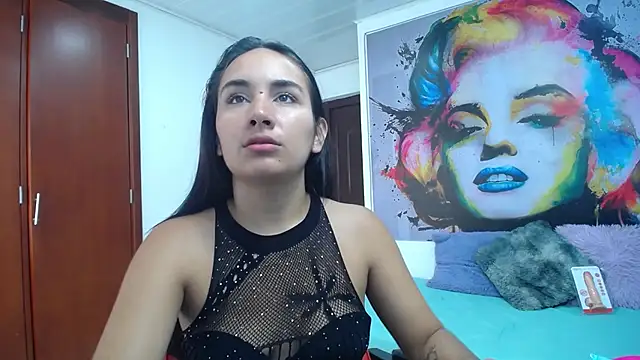 Maylin horny19 online show from November 3, 6:45 pm