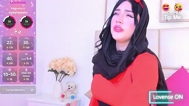 taylorsmiiith  online show from March 24, 7:30 pm