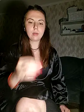 Melenka online show from April 27, 10:40 pm