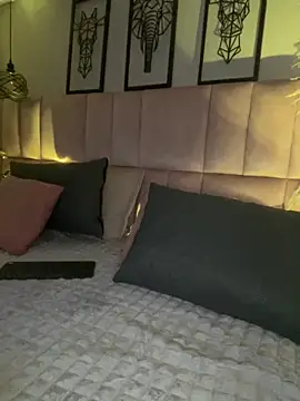 Snapshot of Sara__collins__ chatting on September 12, 12:34 pm Sara  collins   online show from September 12, 12:34 pm