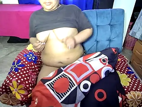 ladysleeper3 online show from July 5, 7:41 pm