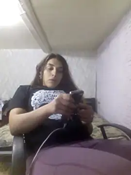 Rosanna Rennie online show from October 18, 8:39 am